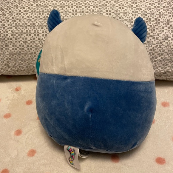 Horace the Yeti 8” Squishmallow - Picture 2 of 5
